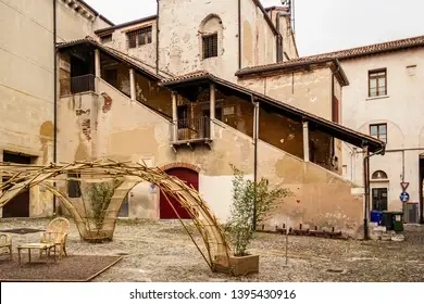 view-alfeo-guadagnin-square-bassano-260nw-1395430916